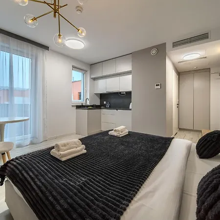 Park Skowroni Deluxe By Bookinghost Appartement *
